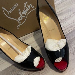 Christian LouBoutin Red bottom heels!